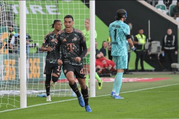 足坛悲喜一夜！多特0-1，拜仁5-0横扫，米兰0-3翻车，尤文1-0进欧冠区