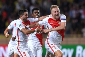 法甲焦点战：圣埃蒂安乱中求机，摩纳哥稳字当头