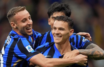 意甲最新积分战报:国米终结连败,领头羊4连胜,科莫惊险绝杀