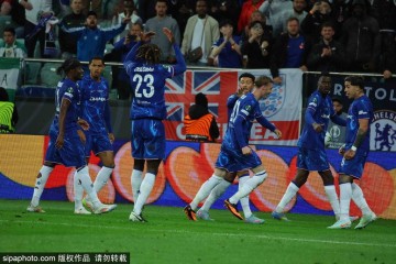 安东尼回归皇家贝蒂斯!曼联3258万英镑放人,巴西边锋半程9球5助攻征服西甲