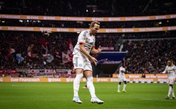 拜仁厉害了!6连胜狂进25球,凯恩破门14次,德甲冠军指日可待?