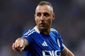 浪子归巢终圆梦!40岁卡索拉重返西甲,他是奥维耶多真正的王